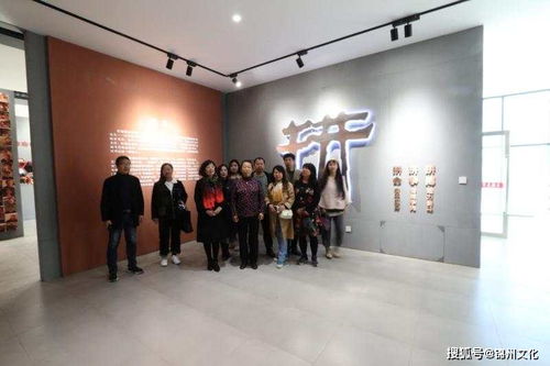 锦州市文联组织文艺志愿者赴北镇采风创作